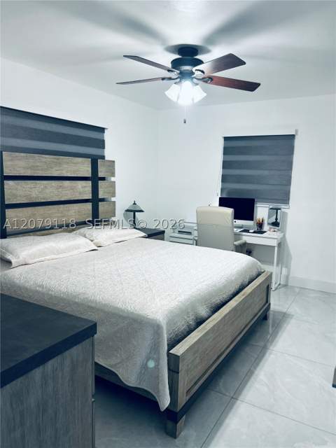 11925 SW 185th Ter, Miami FL - photo 14 of 39
