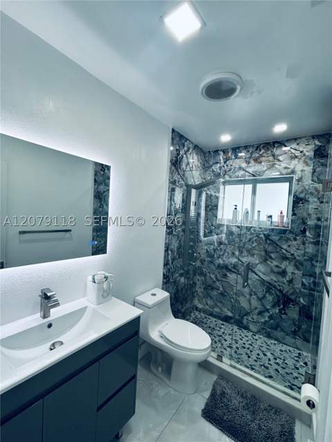 11925 SW 185th Ter, Miami FL - photo 22 of 39
