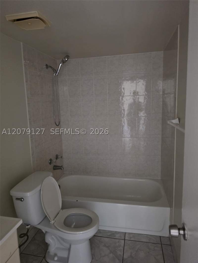 2 bedroom Condominium at 19715 SW 114th Ave 356-12, Point South Condo, Miami — photo 3