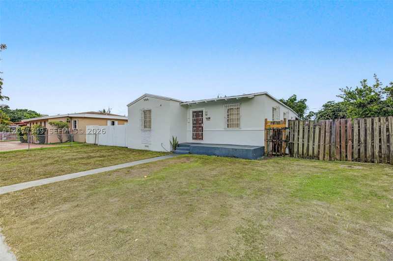 2 bedroom SingleFamilyResidence at 3940 NW 2nd St, Churchill Estates, Miami — photo 1