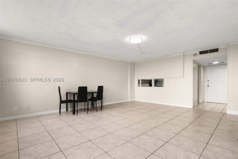 1 bedroom StockCooperative at 2100 Sans Souci Blvd A1010, Bayview Towers Condo Sout, North Miami — photo 4
