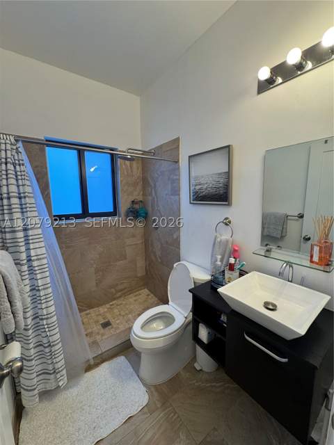 10841 NE 2nd Pl, Miami FL - photo 11 of 13