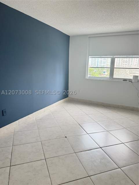 300 Bayview Dr 501, Sunny Isles Beach FL - photo 7 of 14