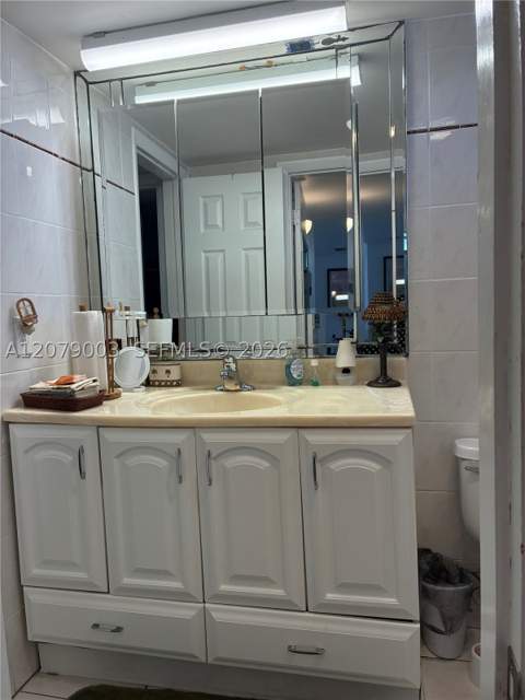 2980 E Point East Dr D608, Aventura FL - photo 19 of 28