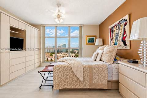 3500 Mystic Pointe Dr 2204, Aventura FL - photo 13 of 29