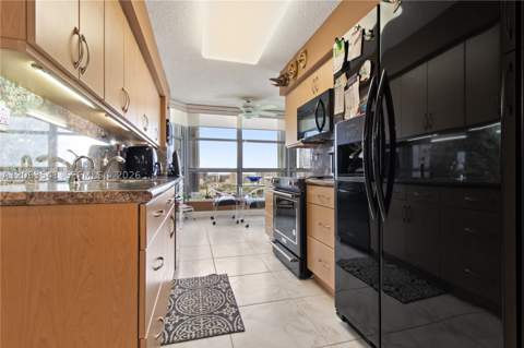 3500 Mystic Pointe Dr 2204, Aventura FL - photo 7 of 29