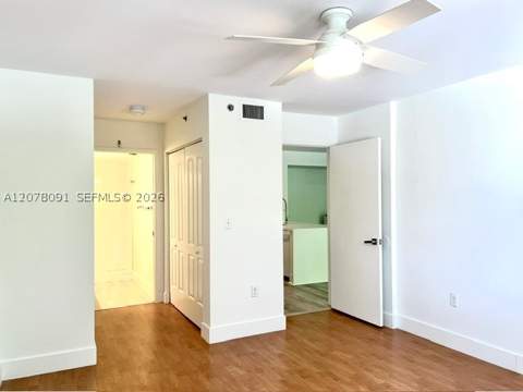 19901 E Country Club Dr 2405, Aventura FL - photo 11 of 42