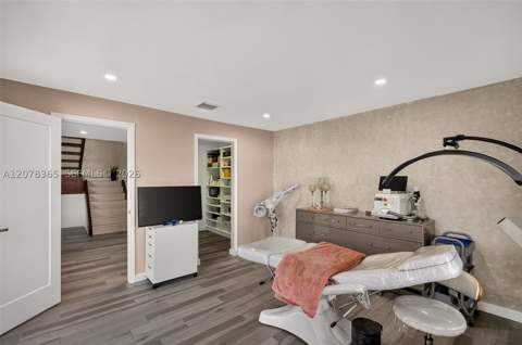 9852 NW 52nd Ter, Doral FL - photo 21 of 52