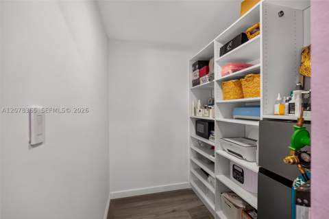 9852 NW 52nd Ter, Doral FL - photo 22 of 52
