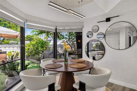 9852 NW 52nd Ter, Doral FL - photo 8 of 52