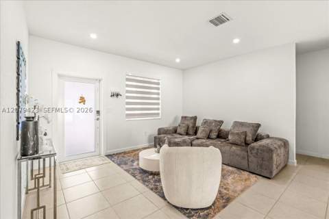 19803 SW 321 Street, Homestead FL - photo 7 of 45