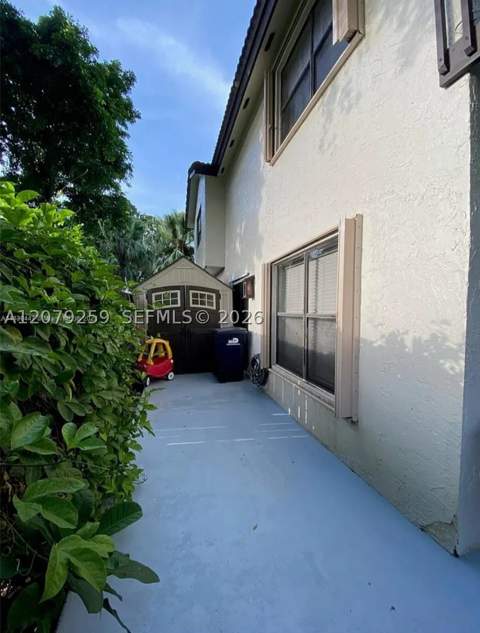 4825 SW 149th Ct 18B, Miami FL - photo 21 of 22