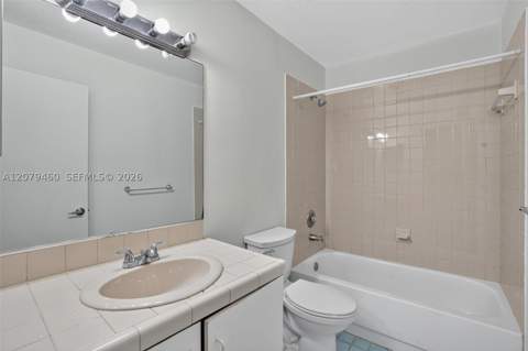 1080 N Franklin Ave 1080E, Homestead FL - photo 14 of 25