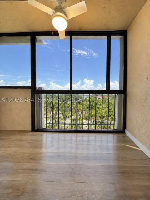 77 Crandon Blvd 5C, Key Biscayne FL - photo 16 of 59