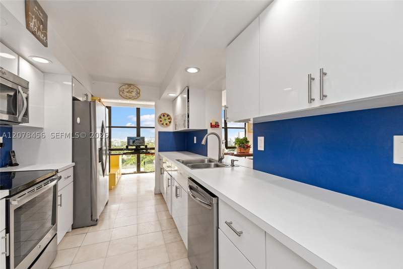 2 bedroom Condominium at 1925 Brickell Ave 1501D, Brickell Place Phase II C, Miami — photo 5