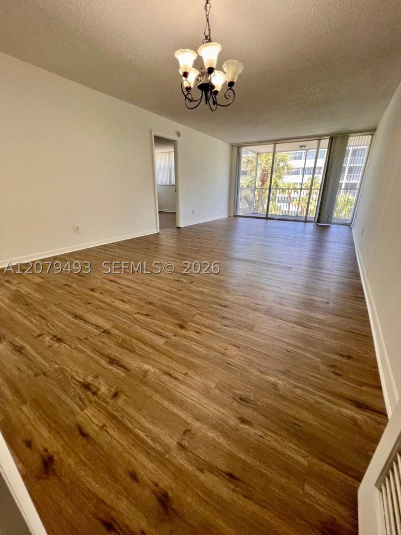 1 bedroom Condominium at 700 NW 214th St 411, Ellington At County Line, Miami Gardens — photo 3