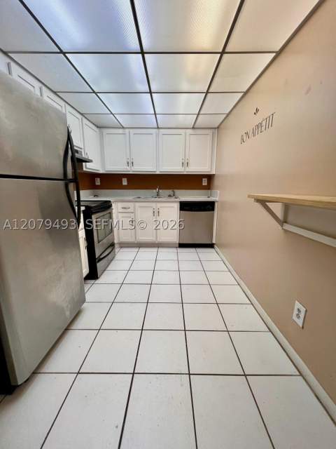 700 NW 214th St 411, Miami Gardens FL - photo 7 of 21