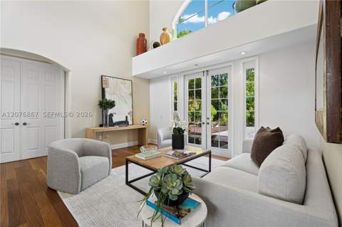 8445 SW 163rd Ter, Palmetto Bay FL - photo 6 of 60