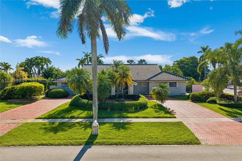 4 bedroom SingleFamilyResidence at 590 NW 132nd Ave, Superior Homes Sec 6, Miami — photo 1
