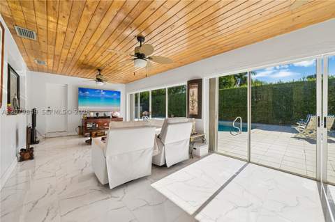 590 NW 132nd Ave, Miami FL - photo 22 of 40