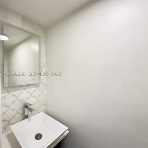 8010 SW 152nd Ave 211, Miami FL - photo 7 of 32