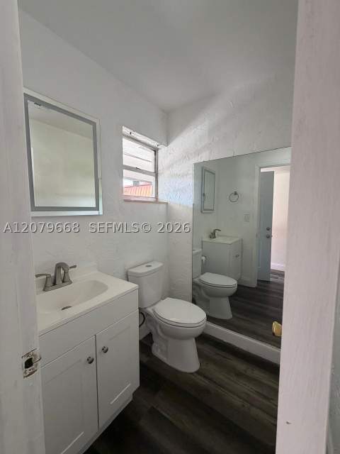 1400 NE 191st St 310, Miami FL - photo 8 of 14