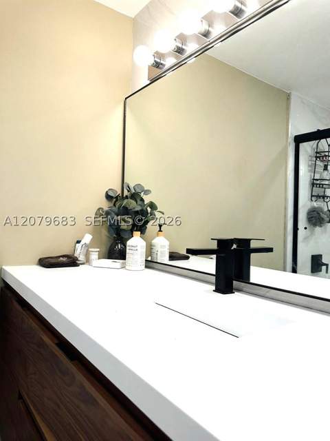 1000 West Ave Ph27, Miami Beach FL - photo 9 of 39