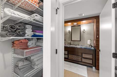 6801 Collins Ave 1401, Miami Beach FL - photo 23 of 59