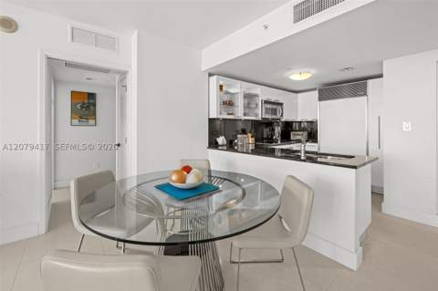6801 Collins Ave 1401, Miami Beach FL - photo 9 of 59