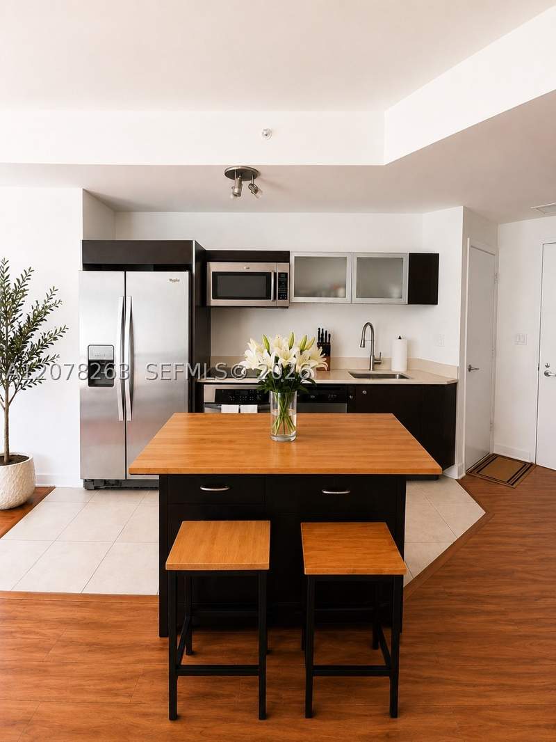 0 bedroom Condominium at 1900 N Bayshore Dr 3005, Quantum On The Bay Condo, Miami — photo 2