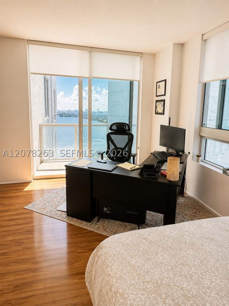 0 bedroom Condominium at 1900 N Bayshore Dr 3005, Quantum On The Bay Condo, Miami — photo 5