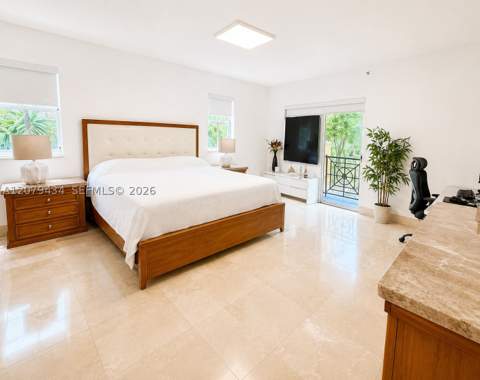 101 Sidonia Ave 205, Coral Gables FL - photo 7 of 16
