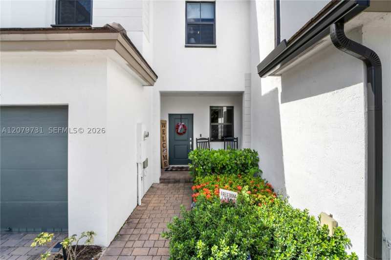3 bedroom Townhouse at 13154 SW 233rd St, Sienna Reserve South, Homestead — photo 1