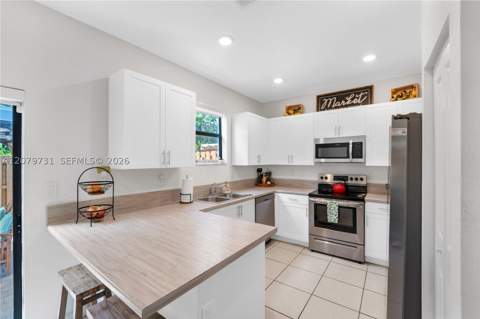 13154 SW 233rd St, Homestead FL - photo 13 of 27