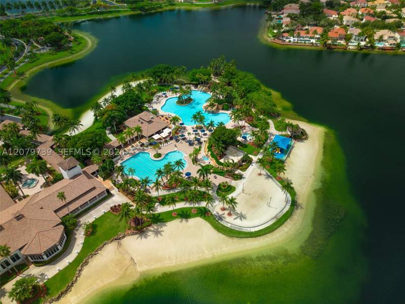 3 bedroom Condominium at 10750 NW 66th St 102, Captiva Condo B, Doral — photo 2