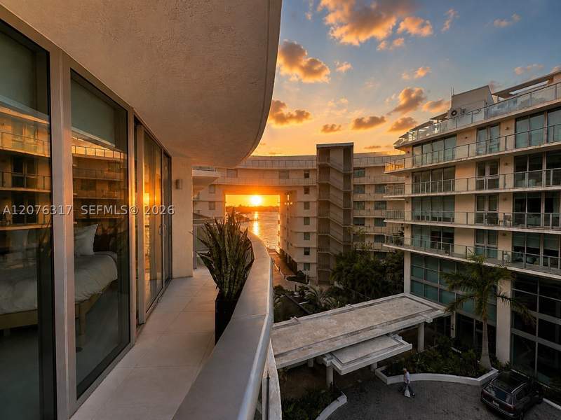 2 bedroom Condominium at 6620 Indian Creek Dr 505, Amd Pl Of 2nd Ocean Front, Miami Beach — photo 2