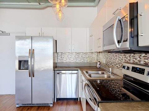 444 NE 30th Street NE 903, Miami FL - photo 9 of 33