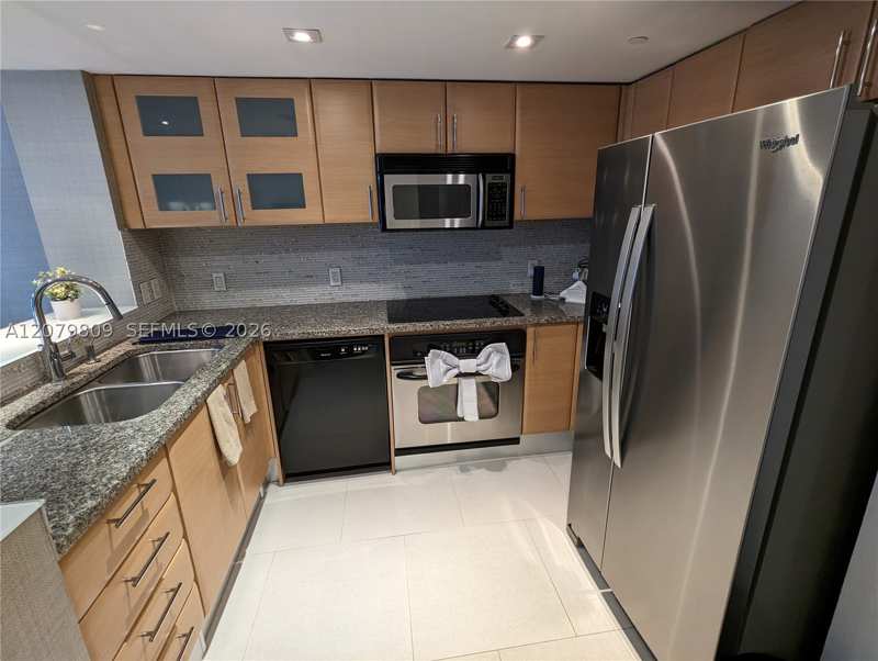 1 bedroom Condominium at 2101 Brickell Ave 1104, Skyline On Brickell Condo, Miami — photo 1