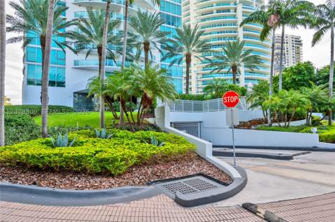 2101 Brickell Ave 1104, Miami FL - photo 16 of 25