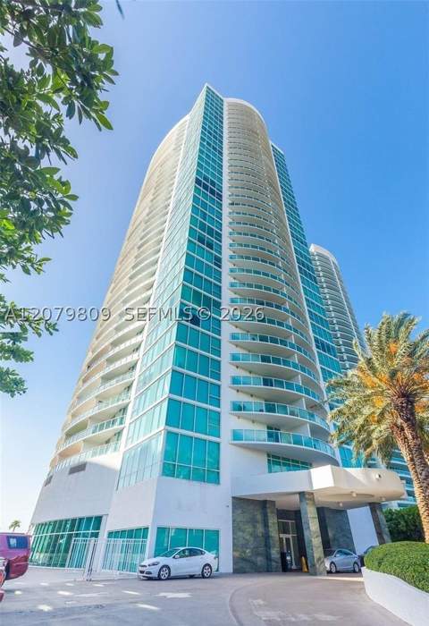 2101 Brickell Ave 1104, Miami FL - photo 17 of 25