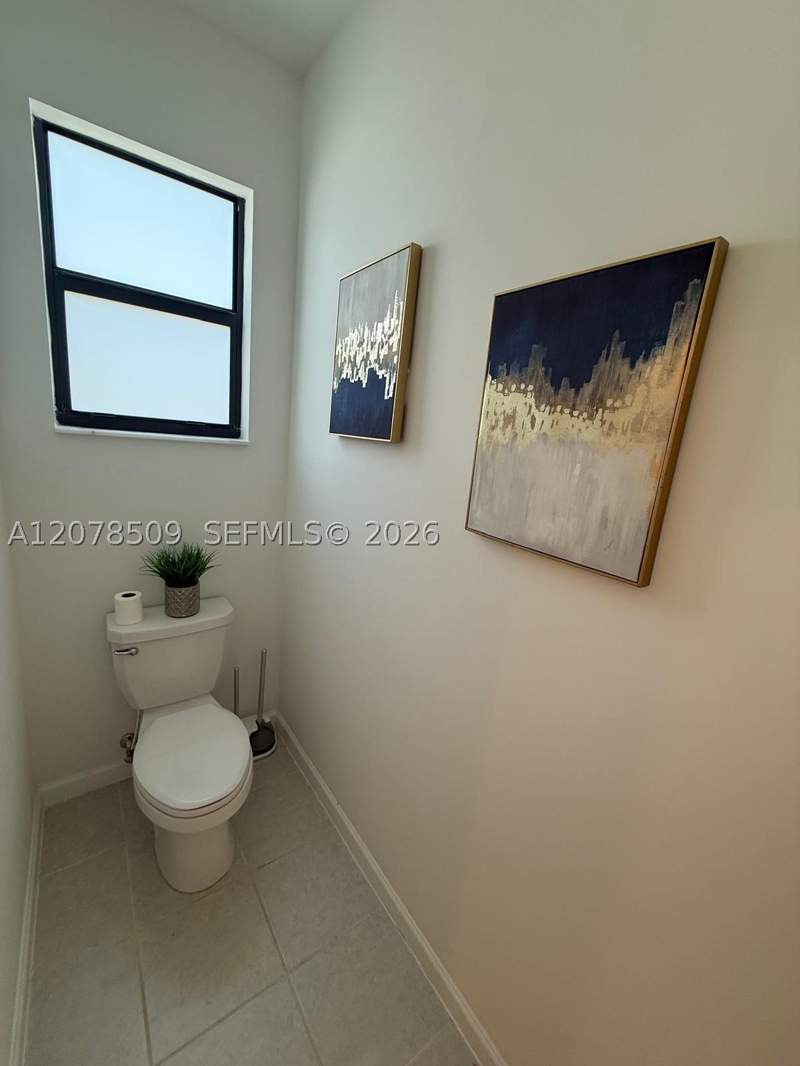 4 bedroom Townhouse at 28611 SW 129th Ct, Cambridge Estates First A, Homestead — photo 4