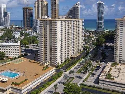 231 174th St 1215, Sunny Isles Beach FL - photo 12 of 13