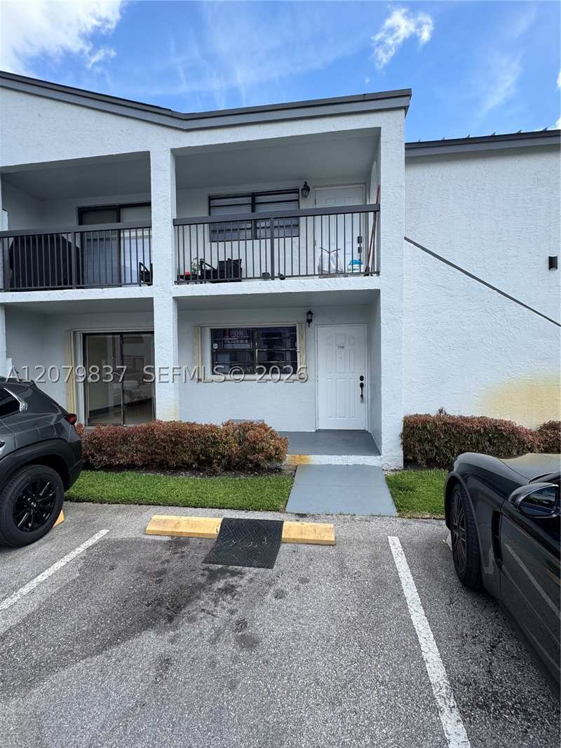 2 bedroom Condominium at 18224 Mediterranean Blvd 2-17, Moors Pointe Condo, Miami — photo 1
