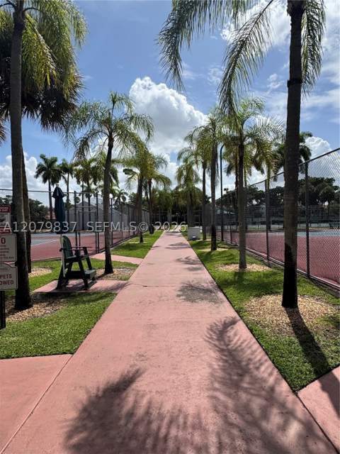 18224 Mediterranean Blvd 2-17, Miami FL - photo 21 of 27