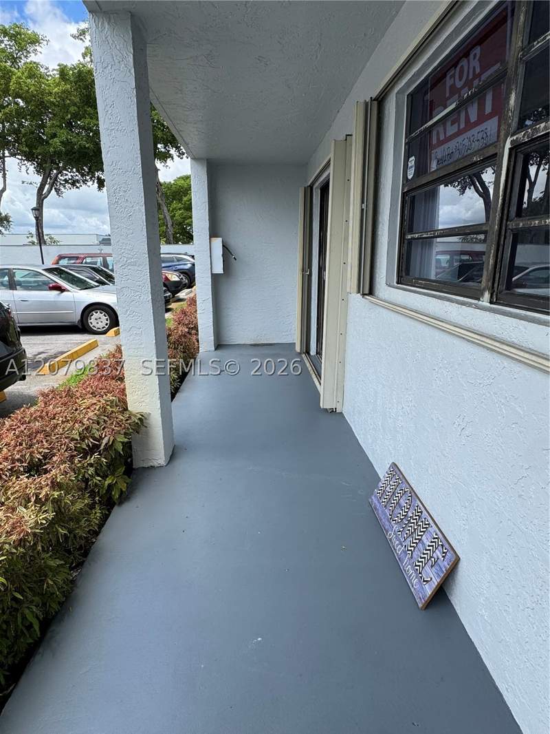2 bedroom Condominium at 18224 Mediterranean Blvd 2-17, Moors Pointe Condo, Miami — photo 3