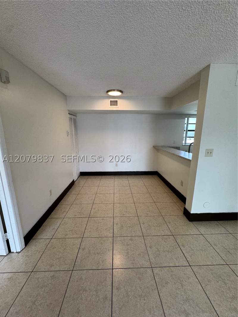2 bedroom Condominium at 18224 Mediterranean Blvd 2-17, Moors Pointe Condo, Miami — photo 4