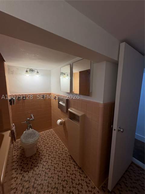 1751 Washington Ave 1H, Miami Beach FL - photo 10 of 17