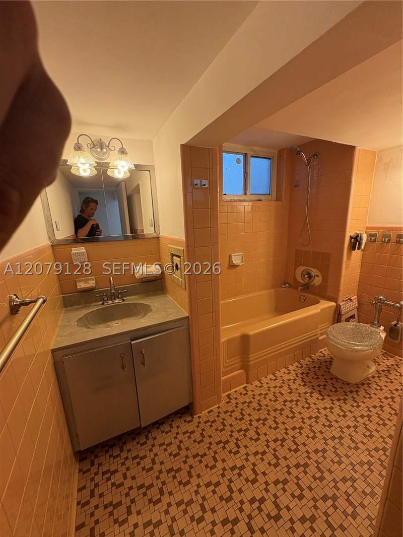 1 bedroom Condominium at 1751 Washington Ave 1H, Washington Park Condo, Miami Beach — photo 5