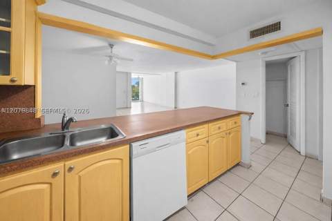 6450 Collins Ave 205, Miami Beach FL - photo 18 of 39