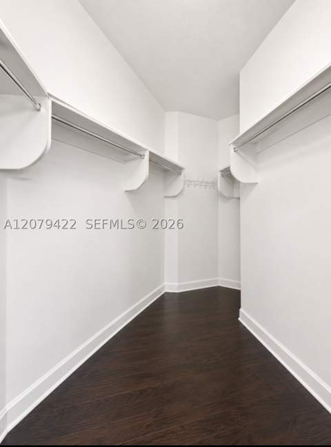 10916 NW 58th Ter, Doral FL - photo 22 of 41